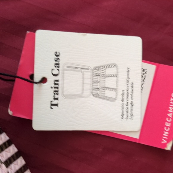 Vince Camuto Train Case - Picture 3 of 7